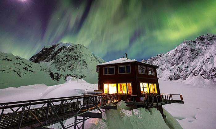 Así es el hotel de Alaska al que solo se llega volando