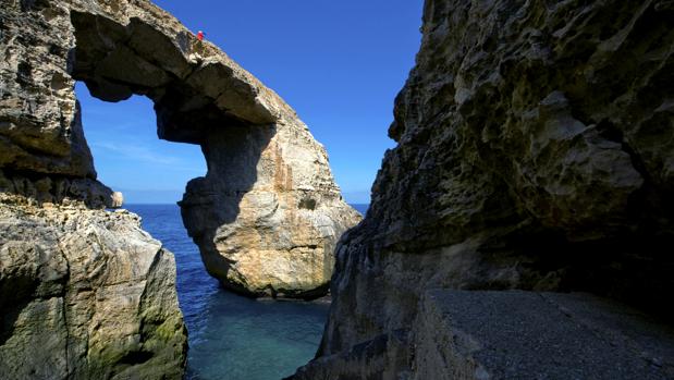 El arco de piedra de Malta que muchos ven como la nueva Ventana Azul