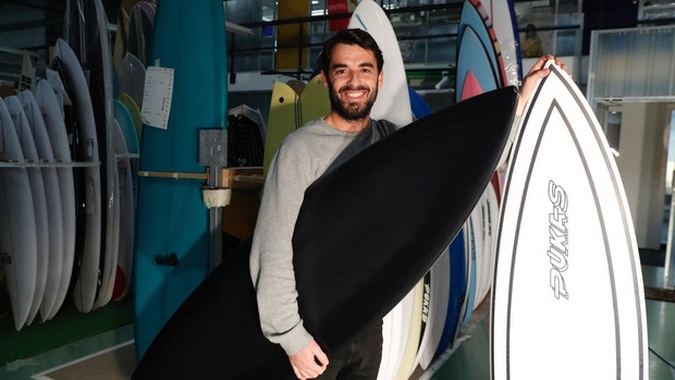 Una tabla de surf vasca elegida la segunda mejor del mundo