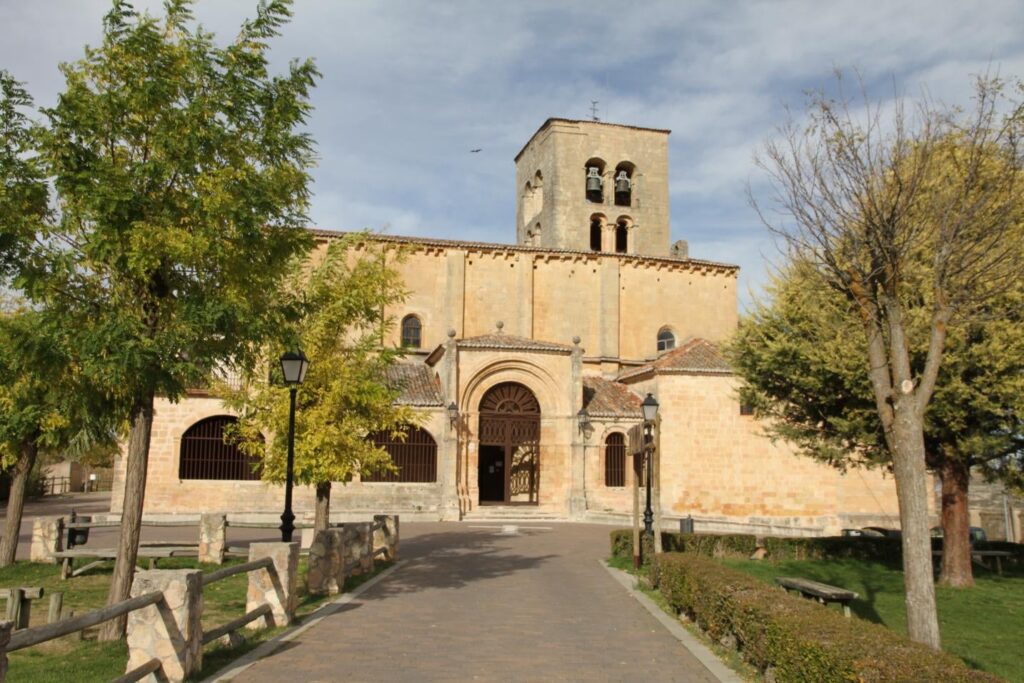 La iglesia de la Virgen de la Peña - Viajar a Sepúlveda 