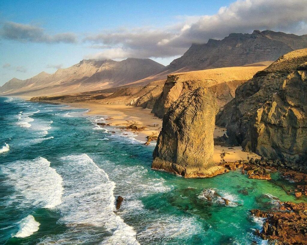 Descubre los secretos mejor guardados de Fuerteventura: una isla de ensueño para los viajeros más aventureros