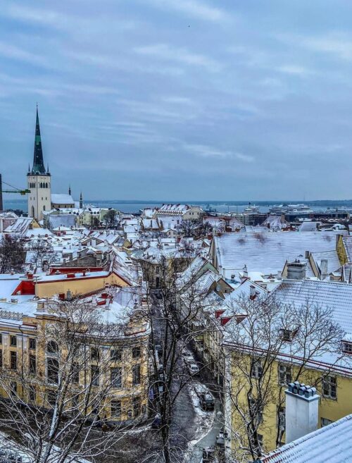 Descubre los secretos mejor guardados de Tallin, la joya medieval del Báltico