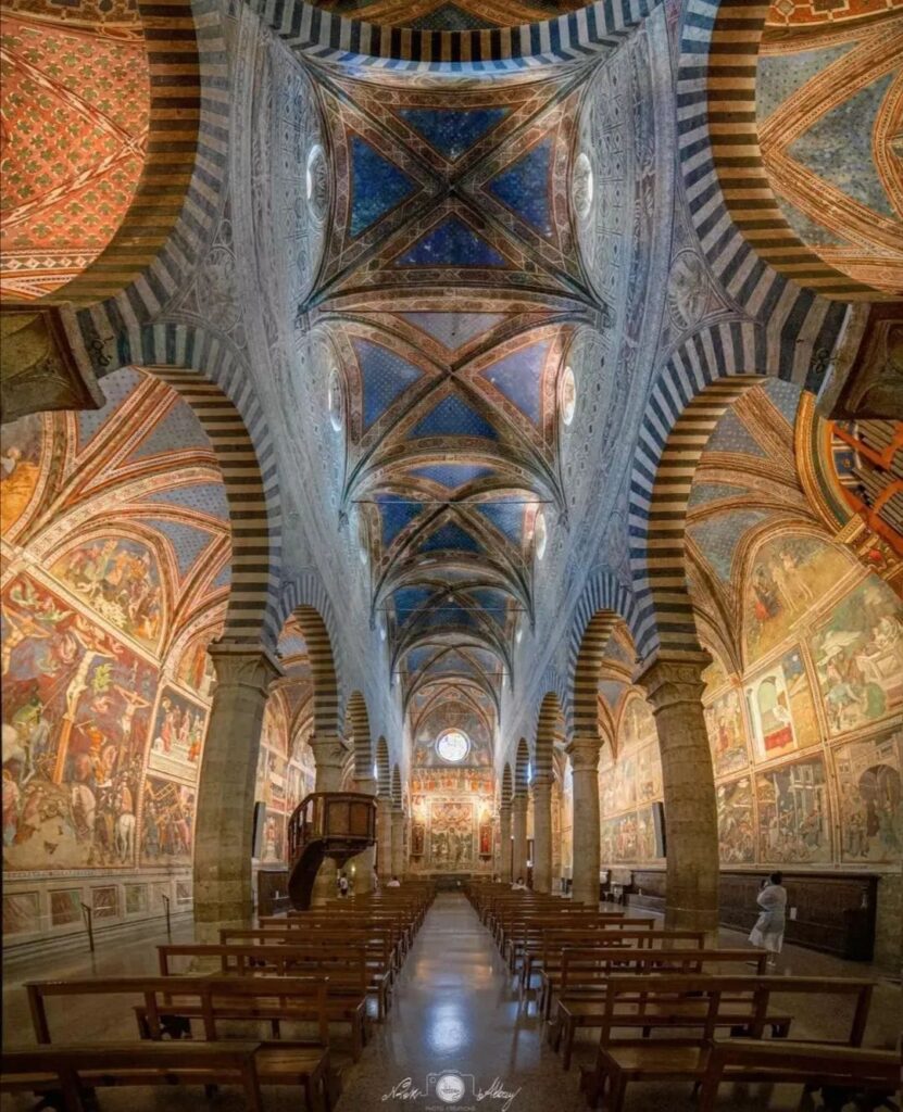 La iglesia de San Agustín  San Gimignano